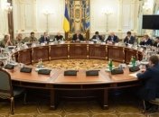 Денационализация "Приватбанка": Порошенко созывает совещание СНБО