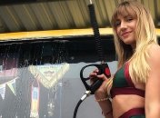 Будоражит сеть: Леся Никитюк поделилась пляжным снимком (Фото)