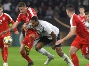 Сборная Германии спаслась от поражения в матче с Сербией