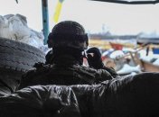 На Донбассе ранен украинский военный