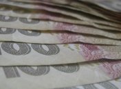 Долар і євро трохи підросли, а фунт знову впав: курс валют в Україні на 3 серпня