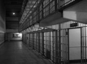 Побил и забрал куртку: В Донецкой области задержали мужчину за ограбление