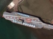 Иран вывел в Ормузский пролив копию американского авианосца (Фото)