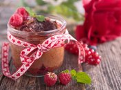 Рецепты на День Валентина: Шоколадный мусс с малиной