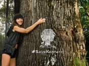 Эмоциональное видео: певица Руслана выступила против вырубки Карпат