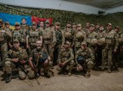 Военнослужащие 59-й ОМПБр с главнокомандующим