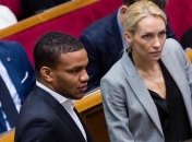 Беленюк показал нардепам несколько приемов самообороны (Видео)