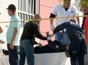 В Мексике трех человек выкинули из самолета