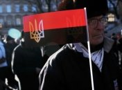 В Черновцах горсовет утвердил порядок и даты использования красно-черного флага 