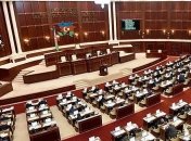 Азербайджанский парламент возглавила женщина