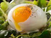Яйце пашот стане чудовим сніданком (зображення створено за допомогою ШІ)