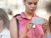 В мире растет просмотр видео на смартфонах