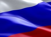 В центре Киева пьяная молодежь развернула флаг России: что из этого получилось (видео)