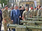 Порошенко о Полтораке: С ним кто угодно пошел бы в разведку