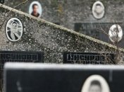 Школьники-вандалы надругались над кладбищем 