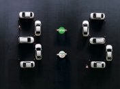 Живые часы из настоящих машин: необычный проект (Видео)