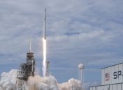 SpaceX с успехом запустила 10 коммуникационных спутников