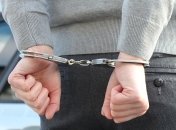 Наразі громадянин України під арештом за кордоном