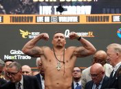 Александр Усик