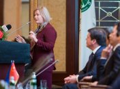 Геращенко рассказала, зачем России новые заложники