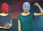 Франция в ответ России может предложить гражданство Pussy Riot
