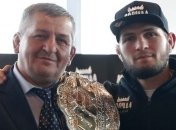 Отец Нурмагомедова был чемпионом Украины и играл в футбол в Полтаве