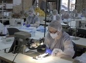 Кабмин снял часть ограничений на время карантина: кому разрешили работать 