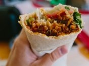 В Киеве проверили киоски с шаурмой