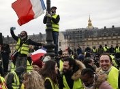 Количество задержанных во время протестов в Париже выросло до 42 человек