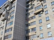 "Надежно" зафиксировали: россиян напугал "дождь" из профлиста и утеплителя (фото, видео)