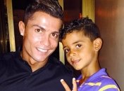 Сын Роналду забил эффектный гол в стиле отца (Видео)