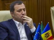 Экс-премьера Молдовы оставили под стражей