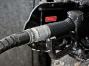 Государству нужно усилить контроль качества нефтепродуктов на АЗС