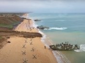 Вовсю готовятся воевать: появилось новое видео с военными маневрами России в Крыму