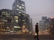 Пекин: из-за загрязнения воздуха закрыты школы и предприятия