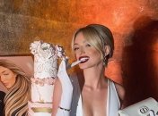 Кэтрин "Кейт" Конлин - настоящая девушка афериста Саймона Леваева