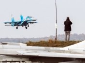 Крушение истребителя Су-27 на Винничине во время учений (Видео)