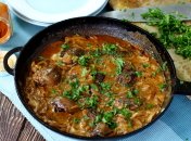 Печінка у сметанно-гірчичному соусі