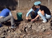 Обнаружено свыше 10 тысяч артефактов, среди которых есть бронза 