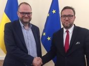 Снятие моратория на эксгумацию: Бородянский встретился с послом Польши