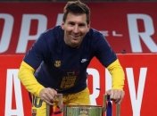 Месси и его "фанаты": игроки "Барселоны" выстроились в очередь для фото с капитаном (видео)