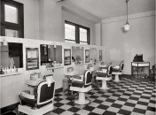 Пристрій для тортур, а не інструмент перукаря: у мережі згадали, як у СРСР стригли волосся (відео)