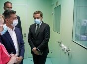 Зеленський на Фейсбуці оприлюднив відео своїх поїздок Україною