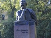 У центрі Львова осквернили пам’ятник Каменяреві