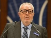 Экс-президент ПАСЕ Аграмунт покинул ассамблею