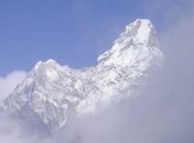 Как микроволновка: ученые нашли причину таяния льда на вершине Эвереста