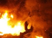 Активисты на Грушевского зажгли покрышки