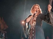 Подписчики в восторге: худенькая Адель порадовала фанов свежими фото