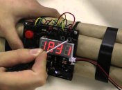 Один из блогеров забросил динамит в свое же авто, за что ему светит тюрьма