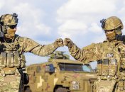 Листівки із професійним святом 25 березня